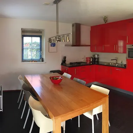 Holiday home Zeeduinenbos *